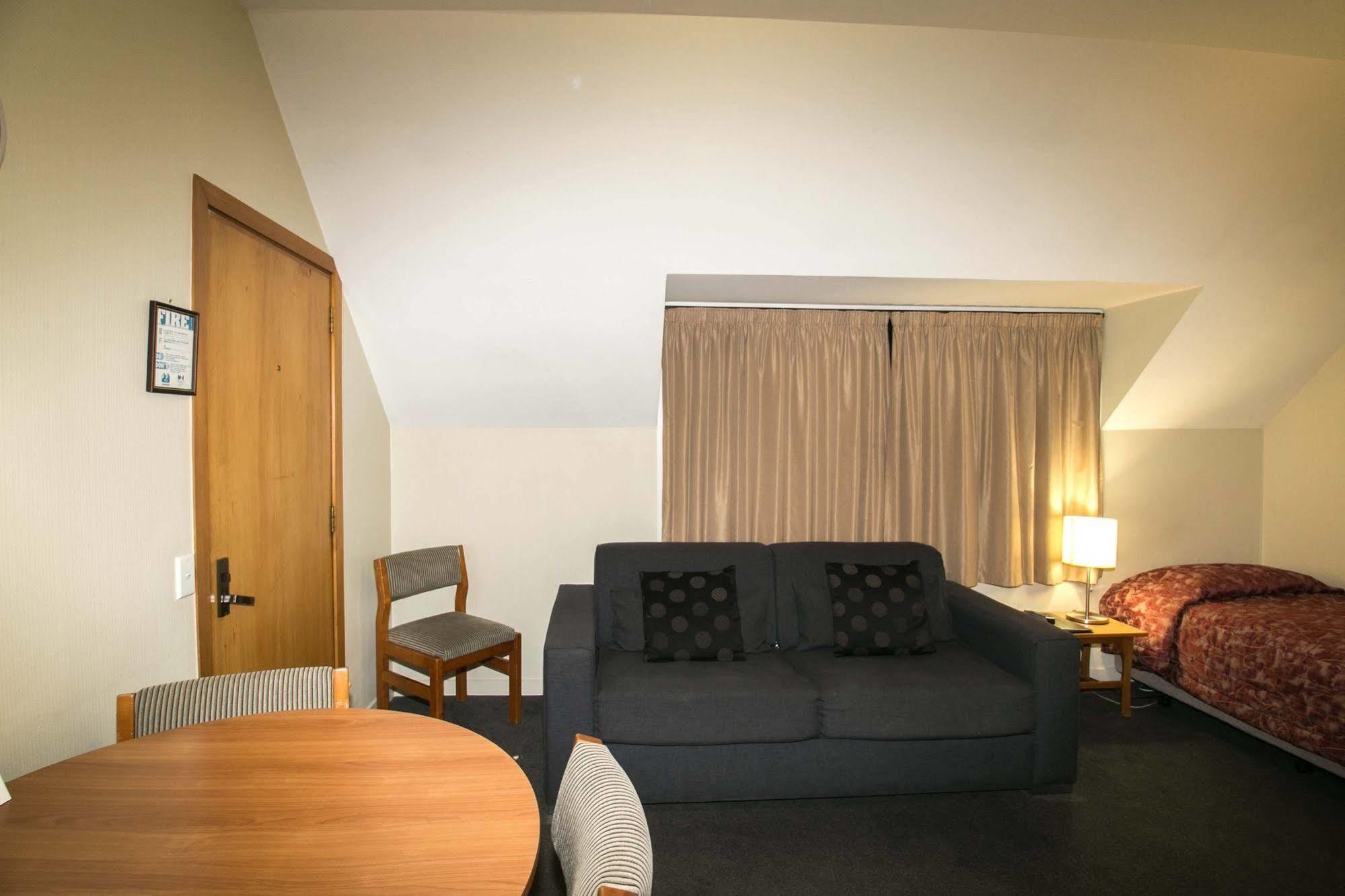 דנידין Allan Court Motel מראה חיצוני תמונה
